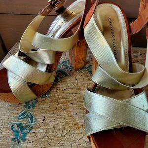 Chinese laundry,  size 9. Gold elastic straps